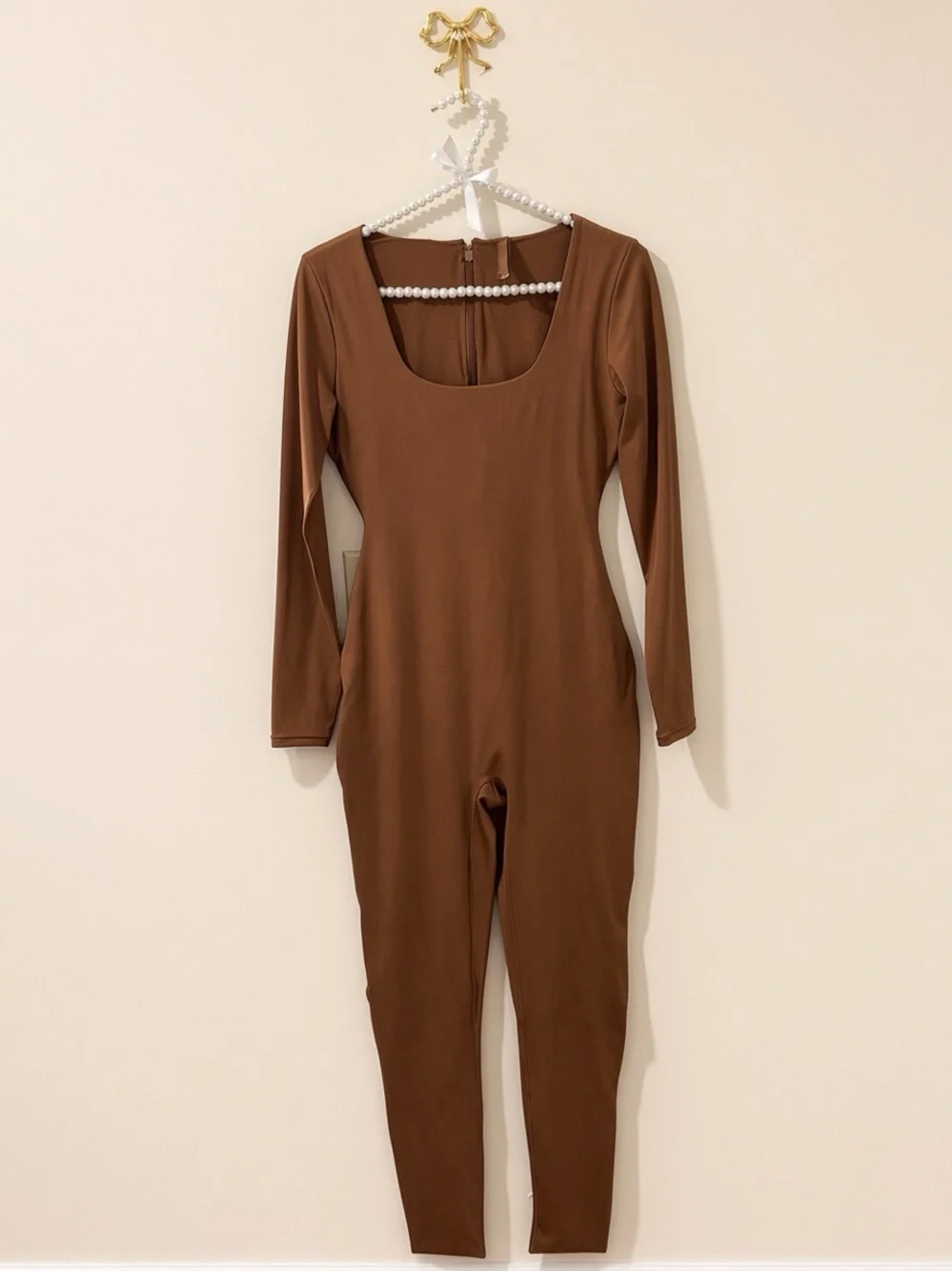 🤎 SKIMS All-In-One Scoop Neck Long Sleeve Onesie | Cocoa | M | 🏷️
